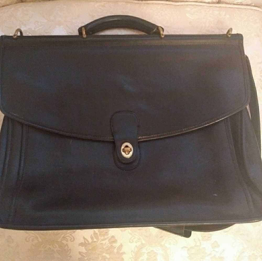 Coach carrier bag
